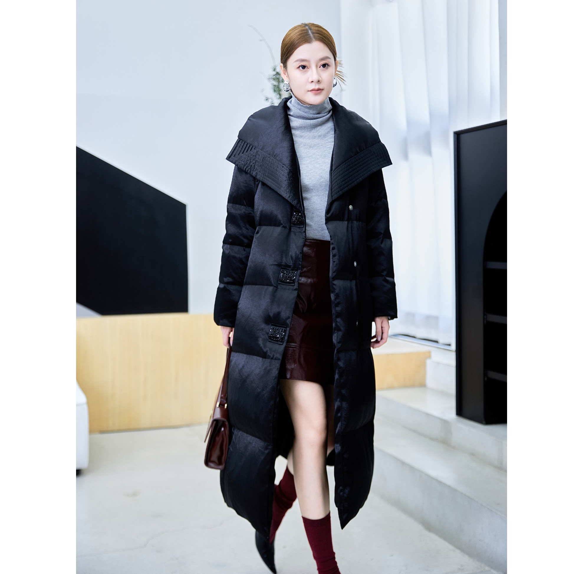 连帽街头风女士纯色冬季长款休闲风保暖韩版白色时尚55116       