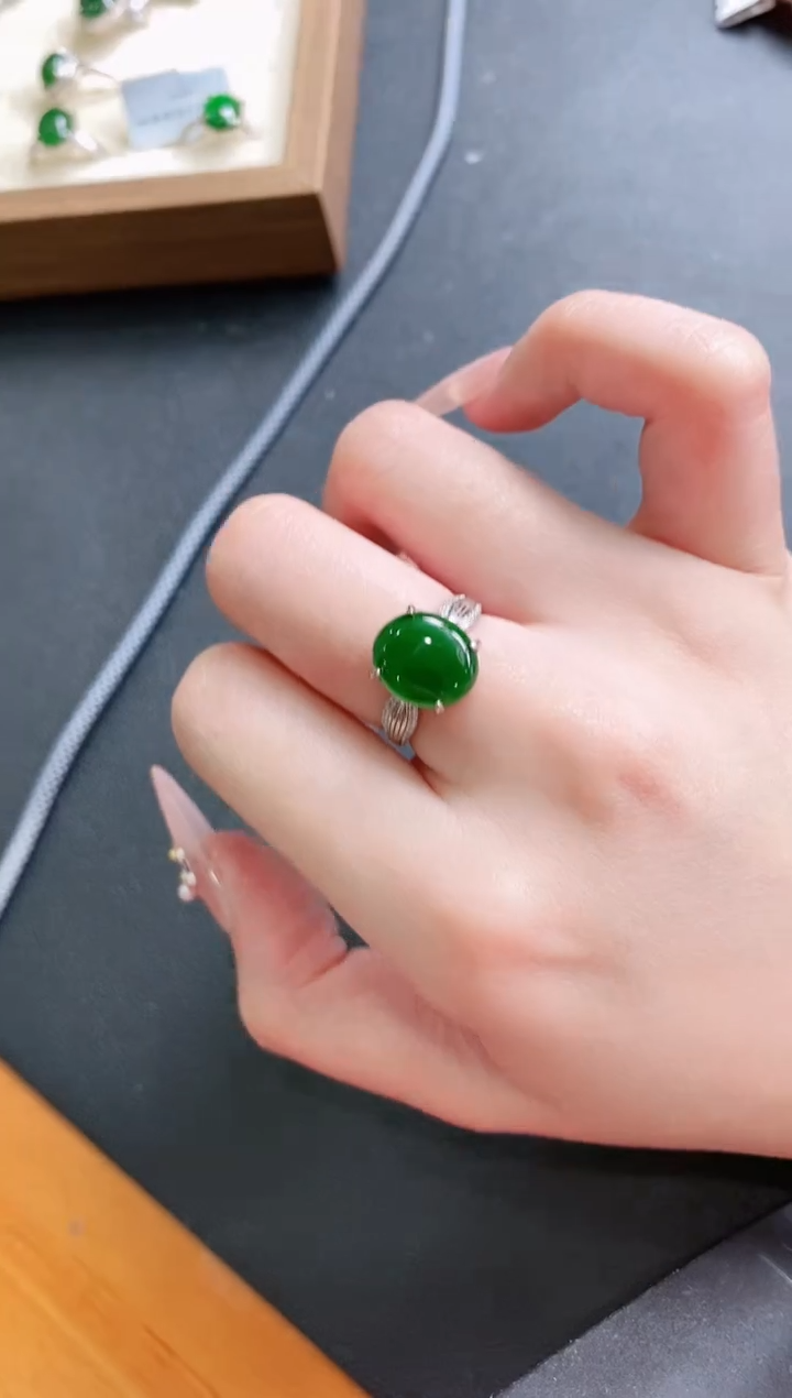 【闪购商品】翡翠戒指银S925镶嵌11111111