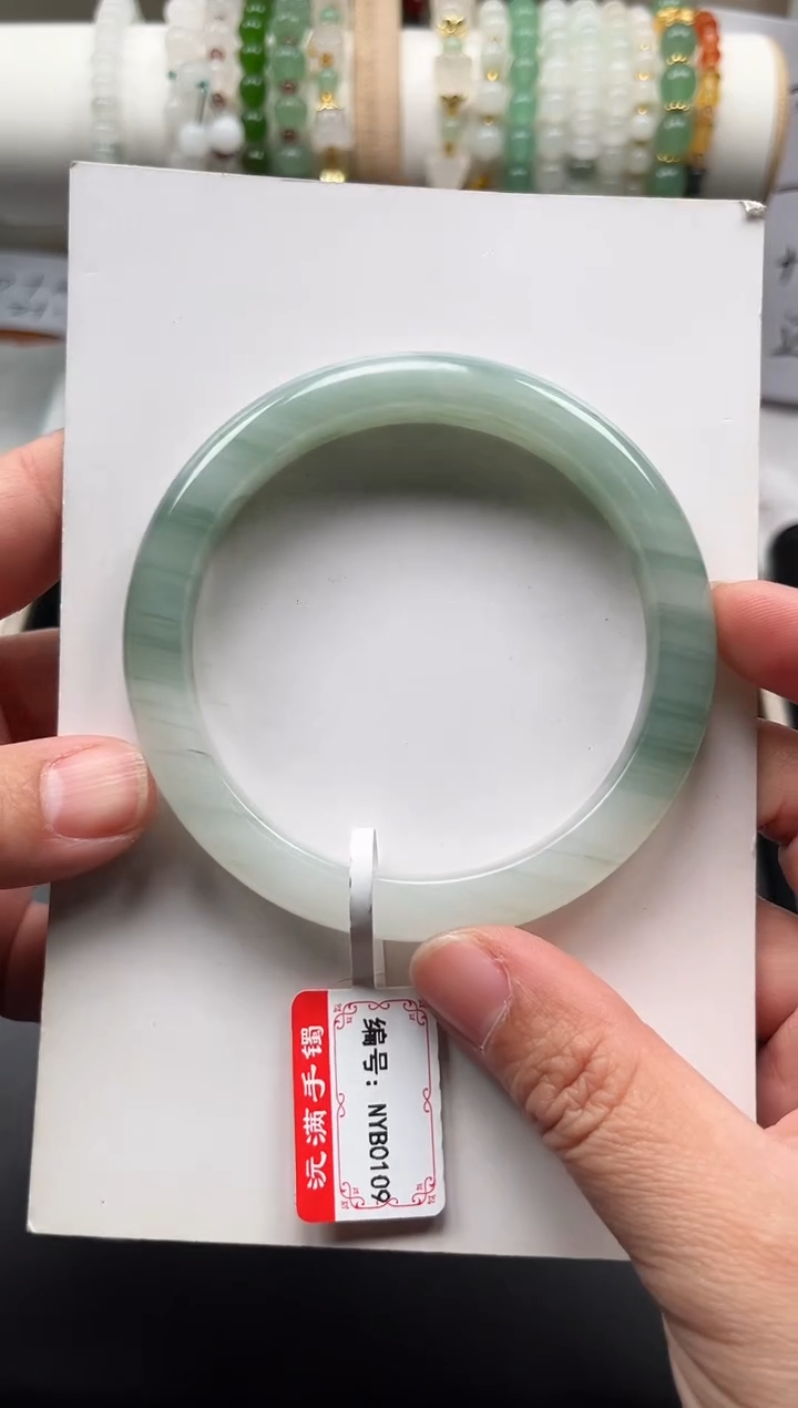 【闪购商品】石英质玉手镯未镶嵌NYB0109