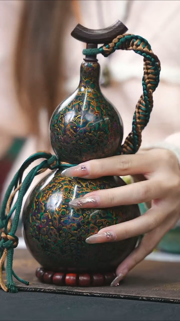 【闪购商品】WQ223漆艺酒葫芦不包手串及旋转底座