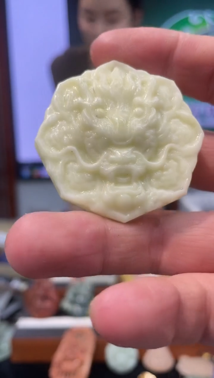 【闪购商品】岫玉吊坠未镶嵌·