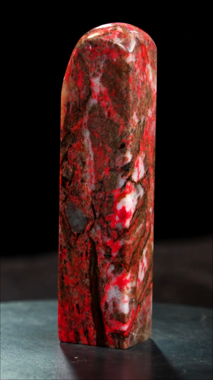 鸡血石刘关张鸡血石