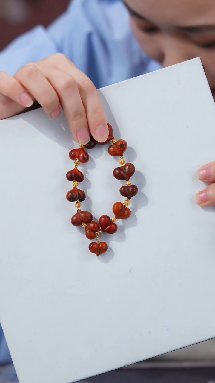 南红玛瑙手链18K金镶嵌1