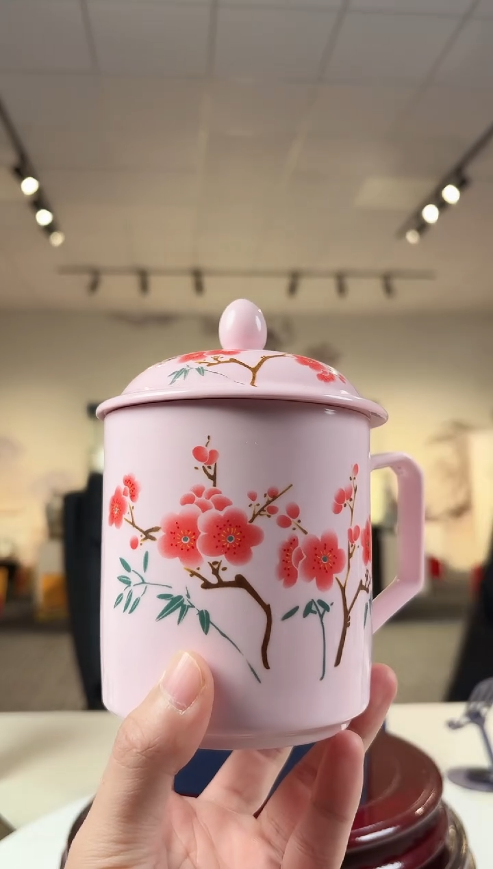 陶瓷红稀翠竹红梅办公杯+礼盒