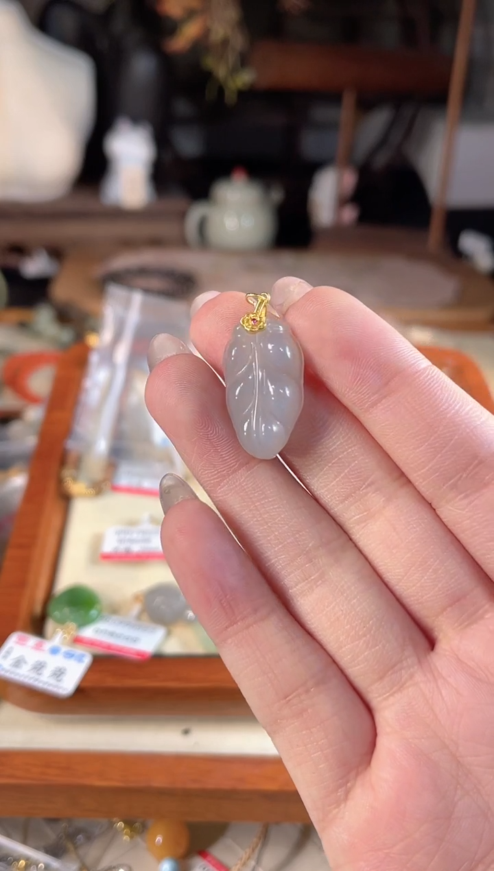 【闪购商品】和田玉吊坠(不含链)银S925镶嵌多样性发货其一