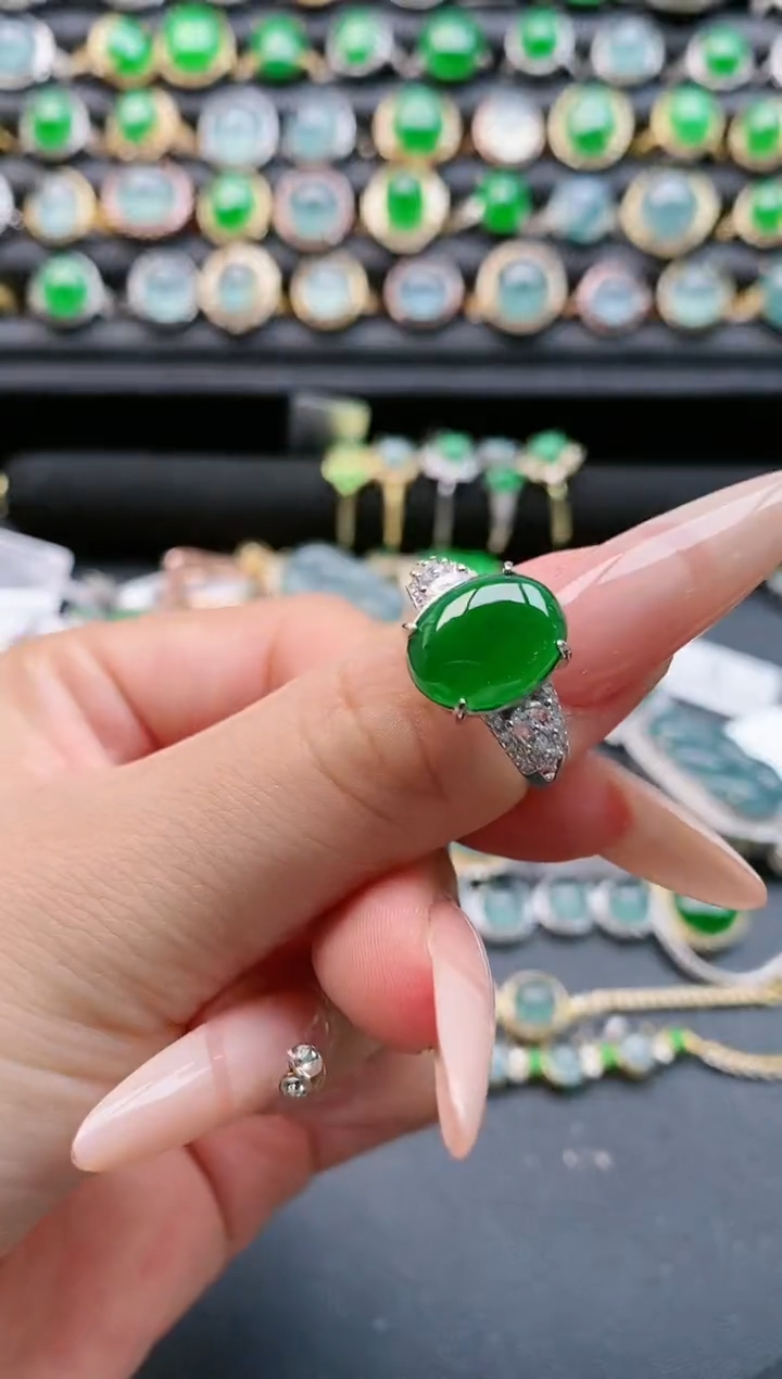 【闪购商品】翡翠戒指银S925镶嵌111111