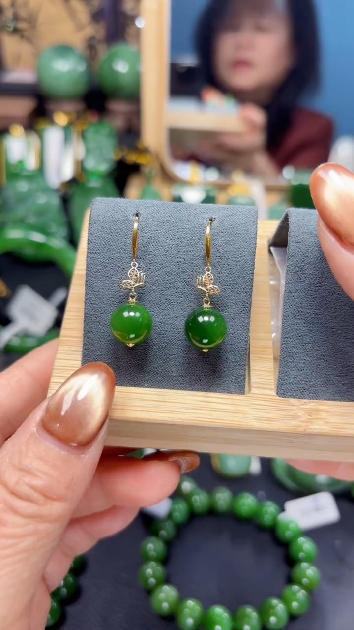 【闪购商品】和田玉（碧玉）吊坠(不含链)18K金镶嵌1