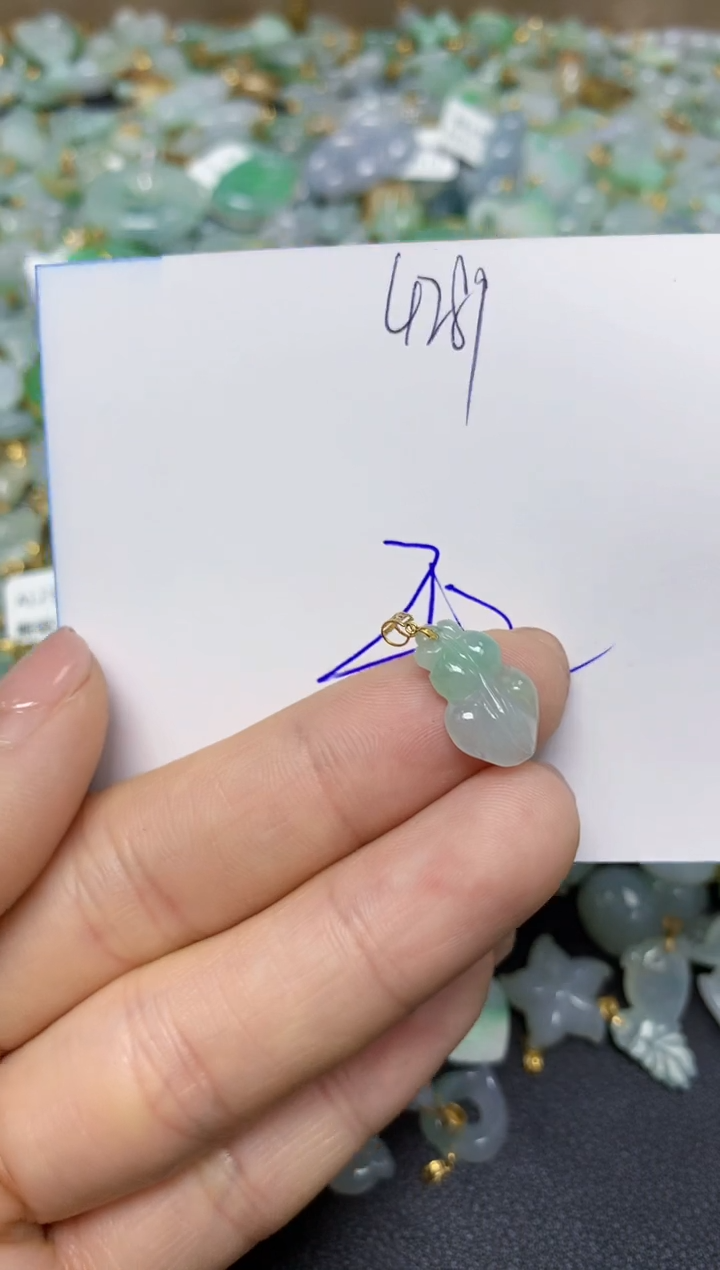 【闪购商品】翡翠挂件18K金镶嵌 天然翡翠A货