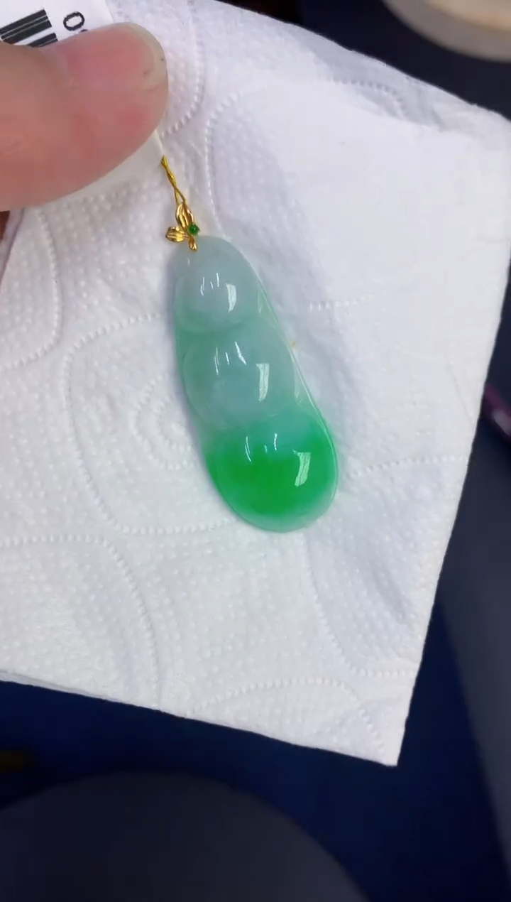 颈饰18K金镶嵌翡翠缅甸天然翡翠A货
