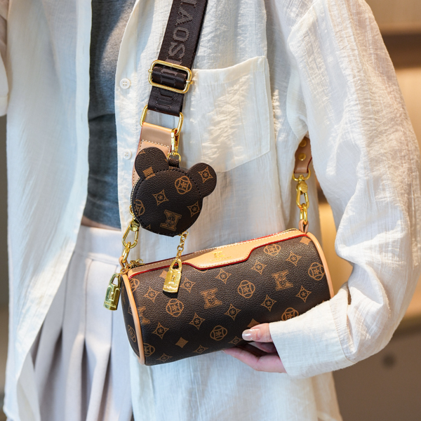 高级质感单肩女包时尚韩版复古雅丹风简约气质款百搭斜挎圆筒包