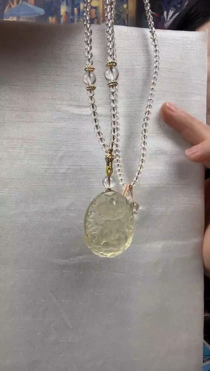 颈饰未镶嵌水晶天然狐狐吊坠