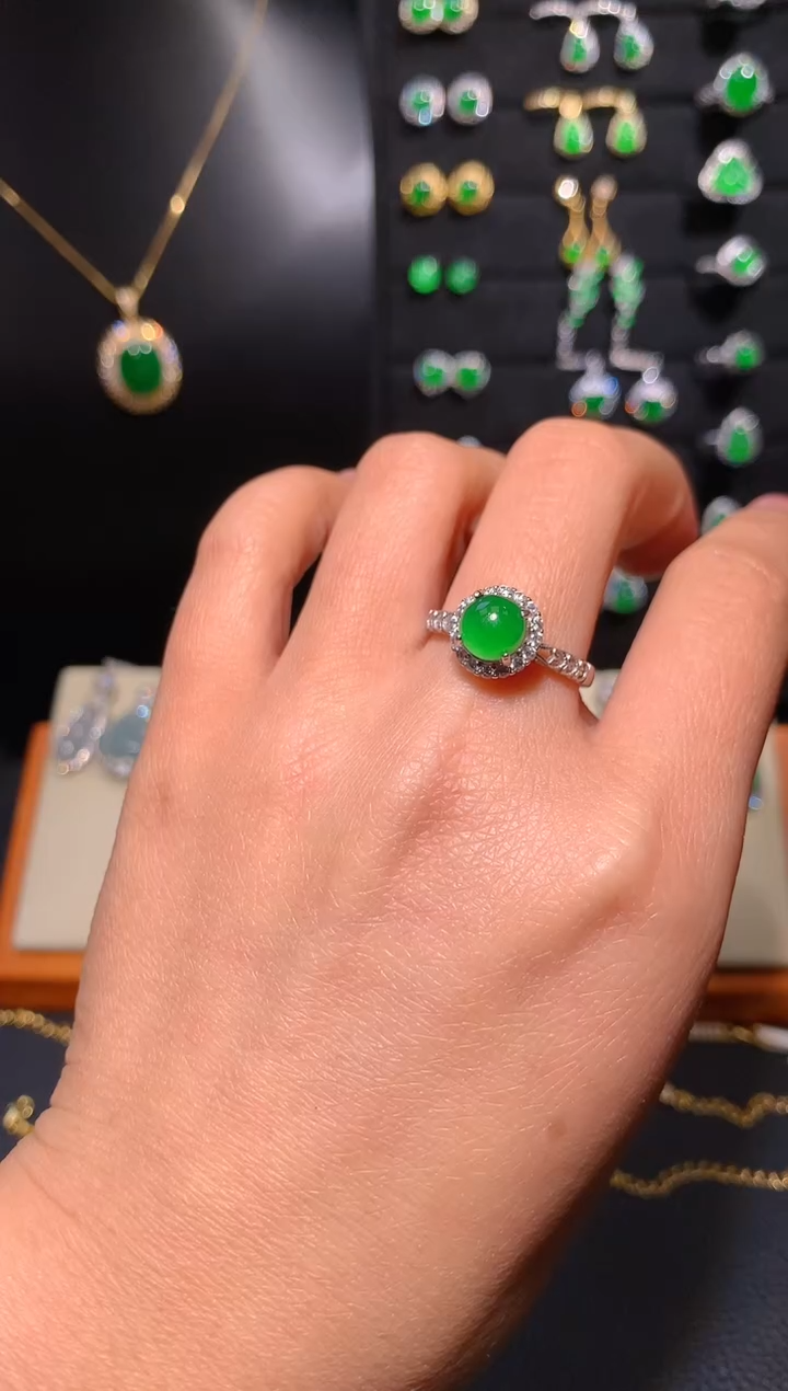 【闪购商品】翡翠戒指银S925镶嵌戒指