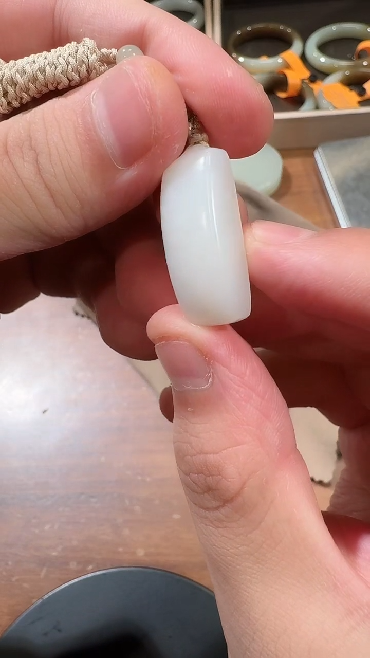 【闪购商品】和田玉吊坠未镶嵌1330平安牌