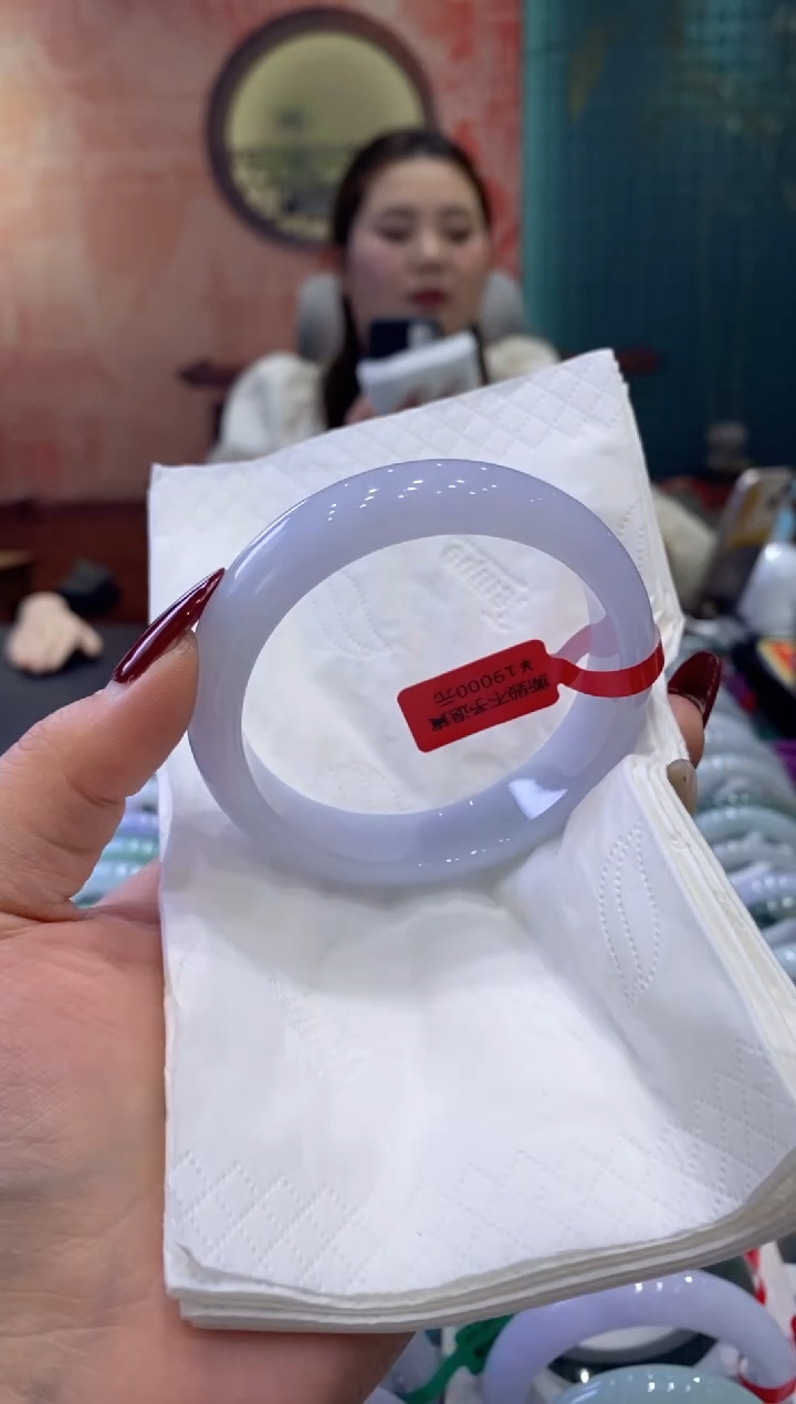 【闪购商品】翡翠手镯未镶嵌多人0017199