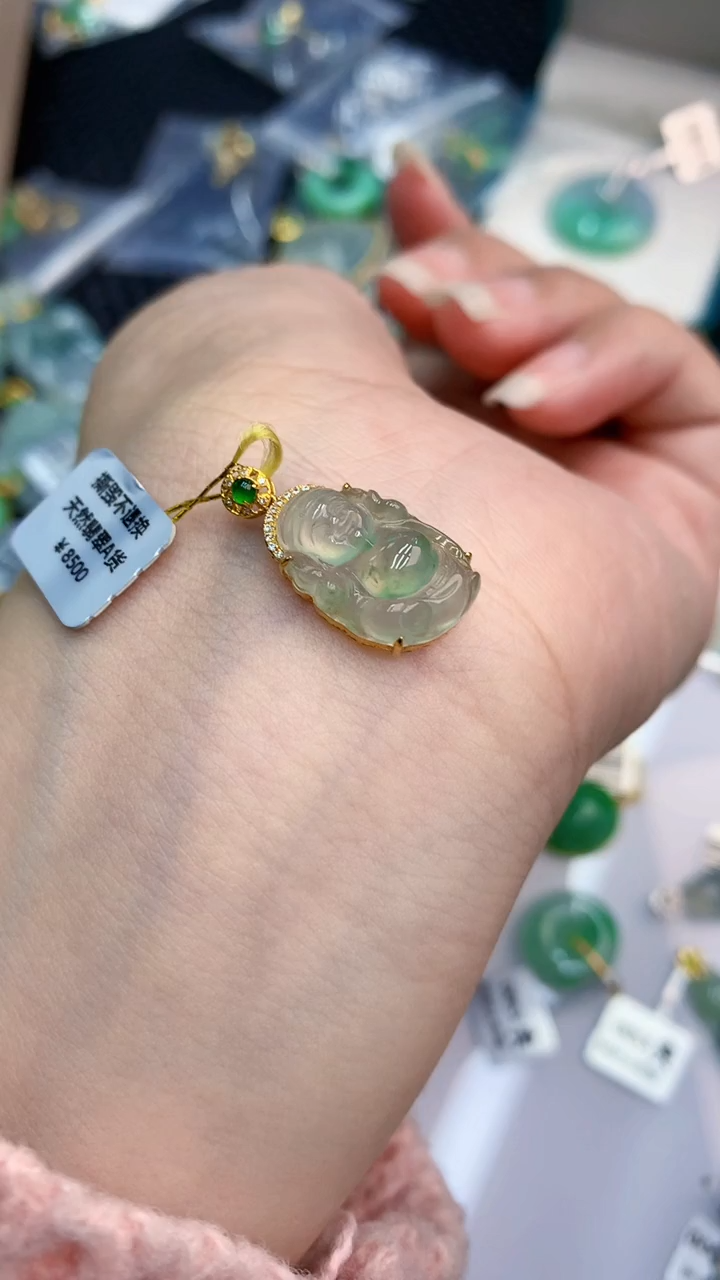 【闪购商品】翡翠颈饰18K金镶嵌            8