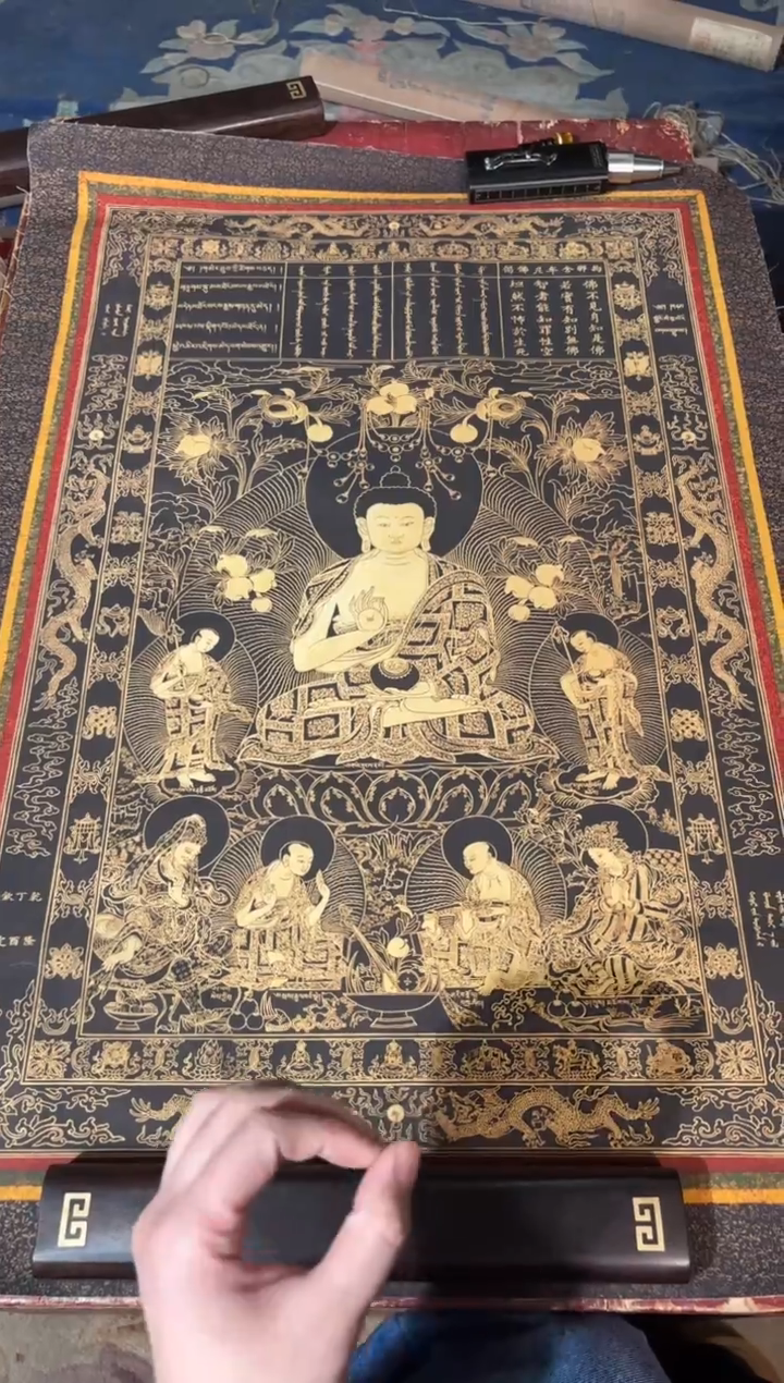 卷轴画龙妹的唐卡tk16