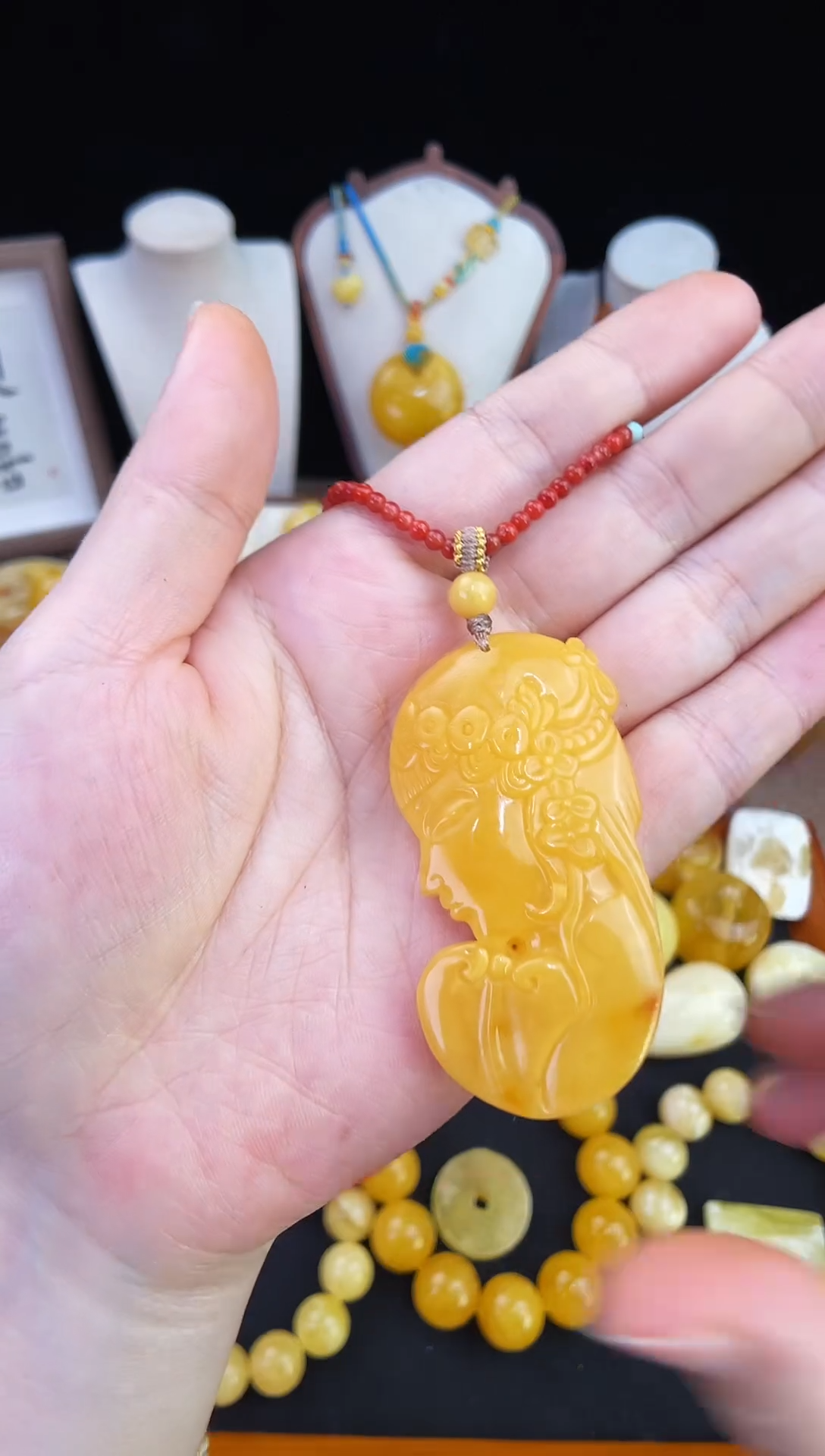 琥珀未镶嵌珠宝奇石柒月