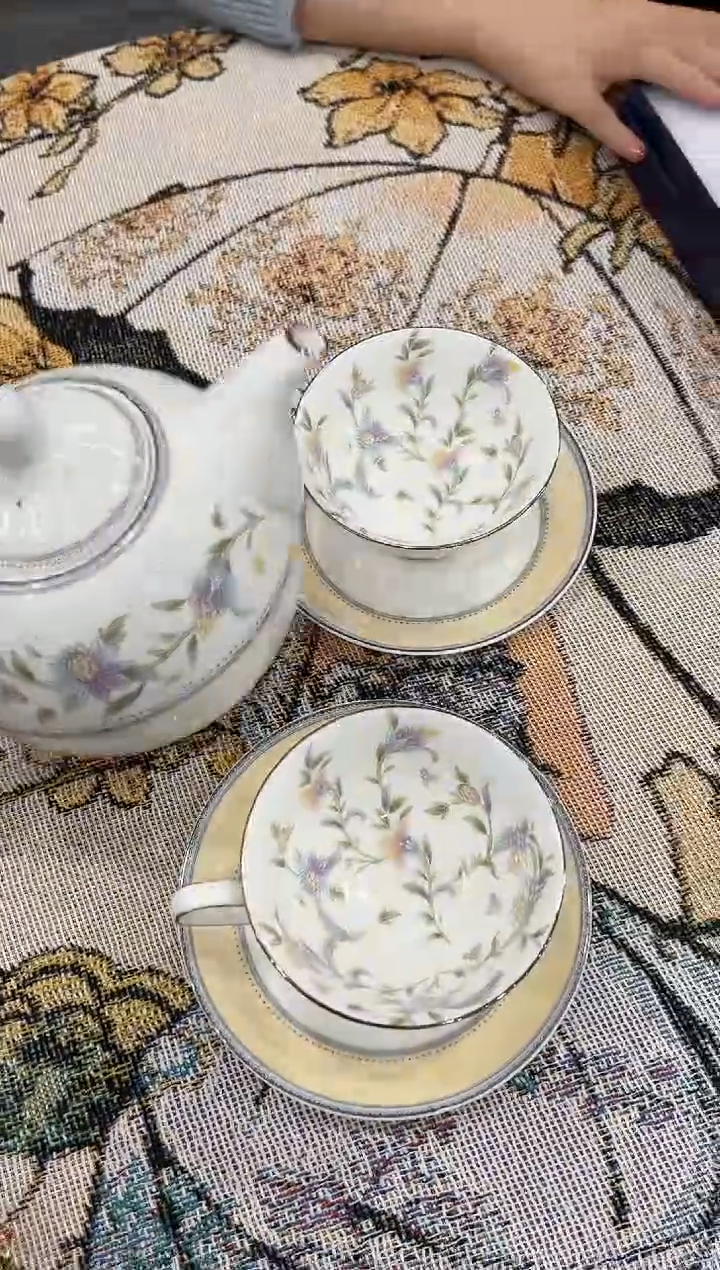 【闪购商品】杯H217--------------