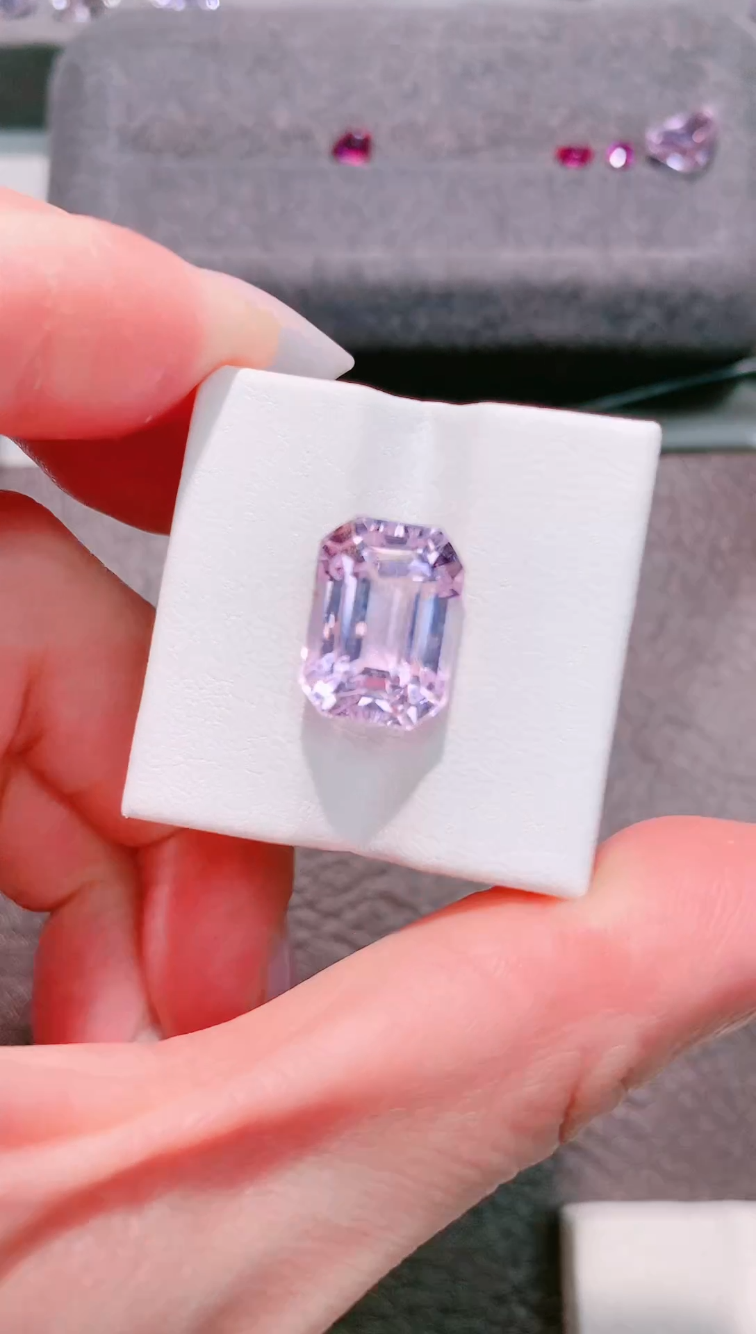 未镶嵌锂辉石裸石10ct