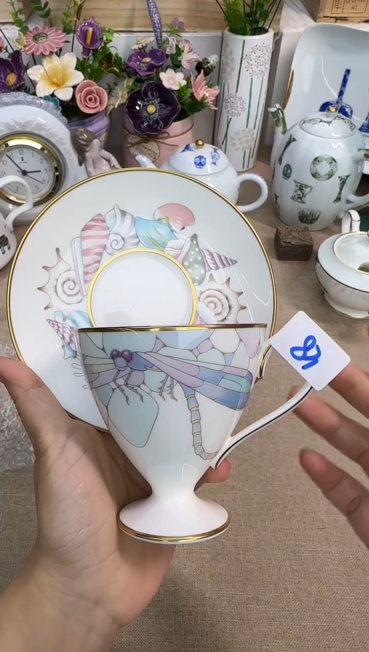 瓷片泡泡家的瓷器真好看