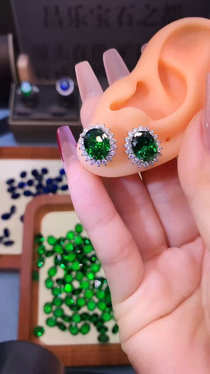 银S925镶嵌耳饰碧玺........