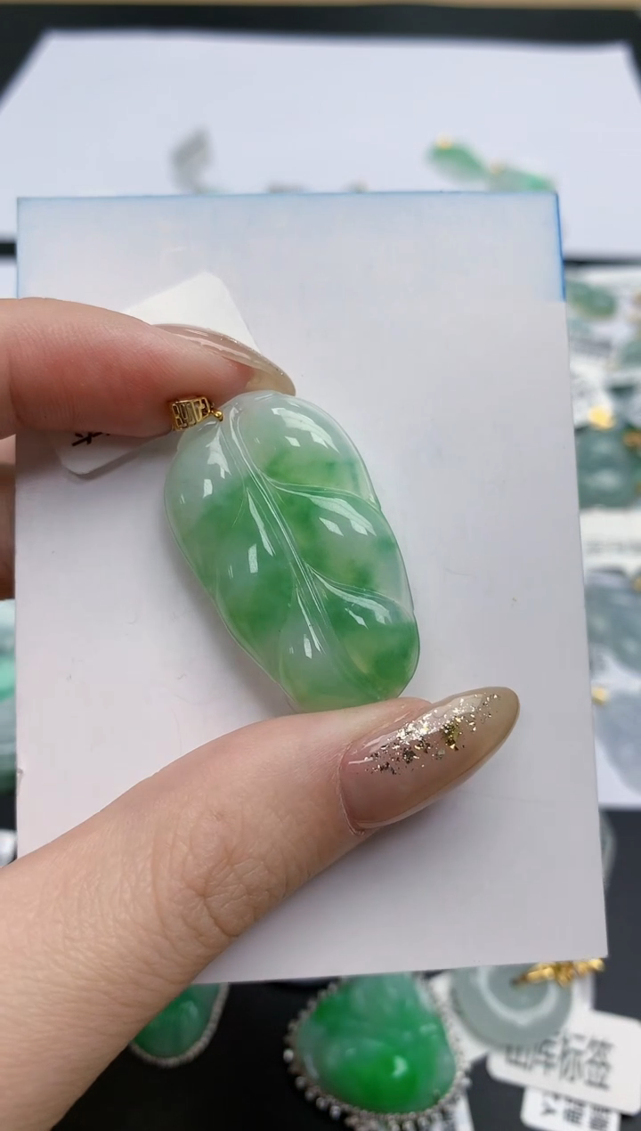 【闪购商品】翡翠颈饰18K金镶嵌 天然缅甸翡翠A货