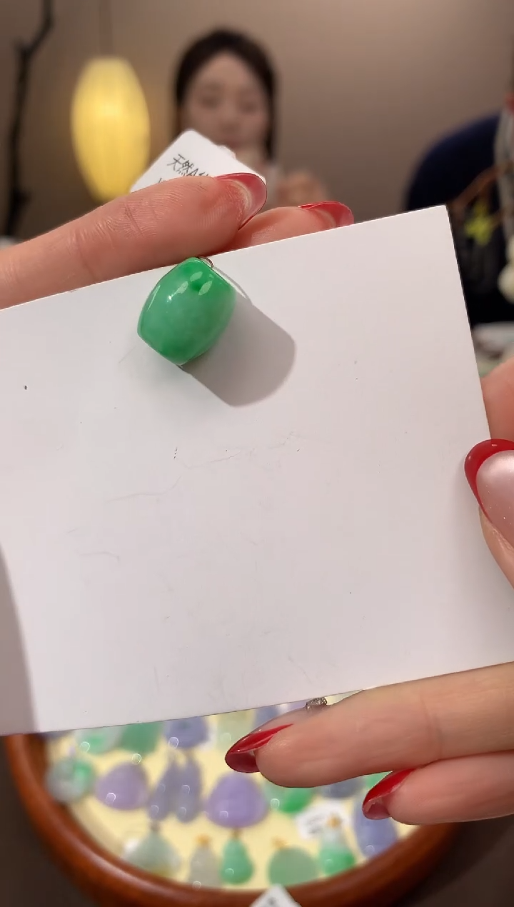 【闪购商品】翡翠颈饰未镶嵌天然缅甸a货翡翠