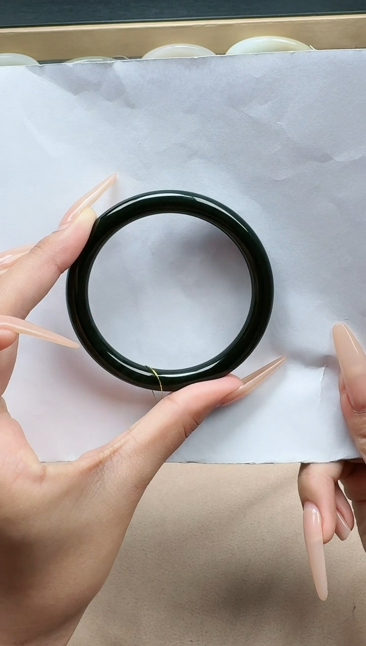 【闪购商品】和田玉手镯未镶嵌60/61圈口 YY