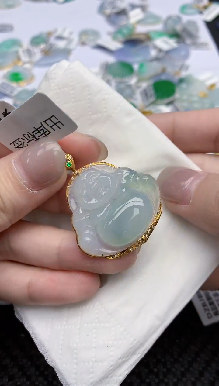 【闪购商品】翡翠颈饰18K金镶嵌天然翡翠A货