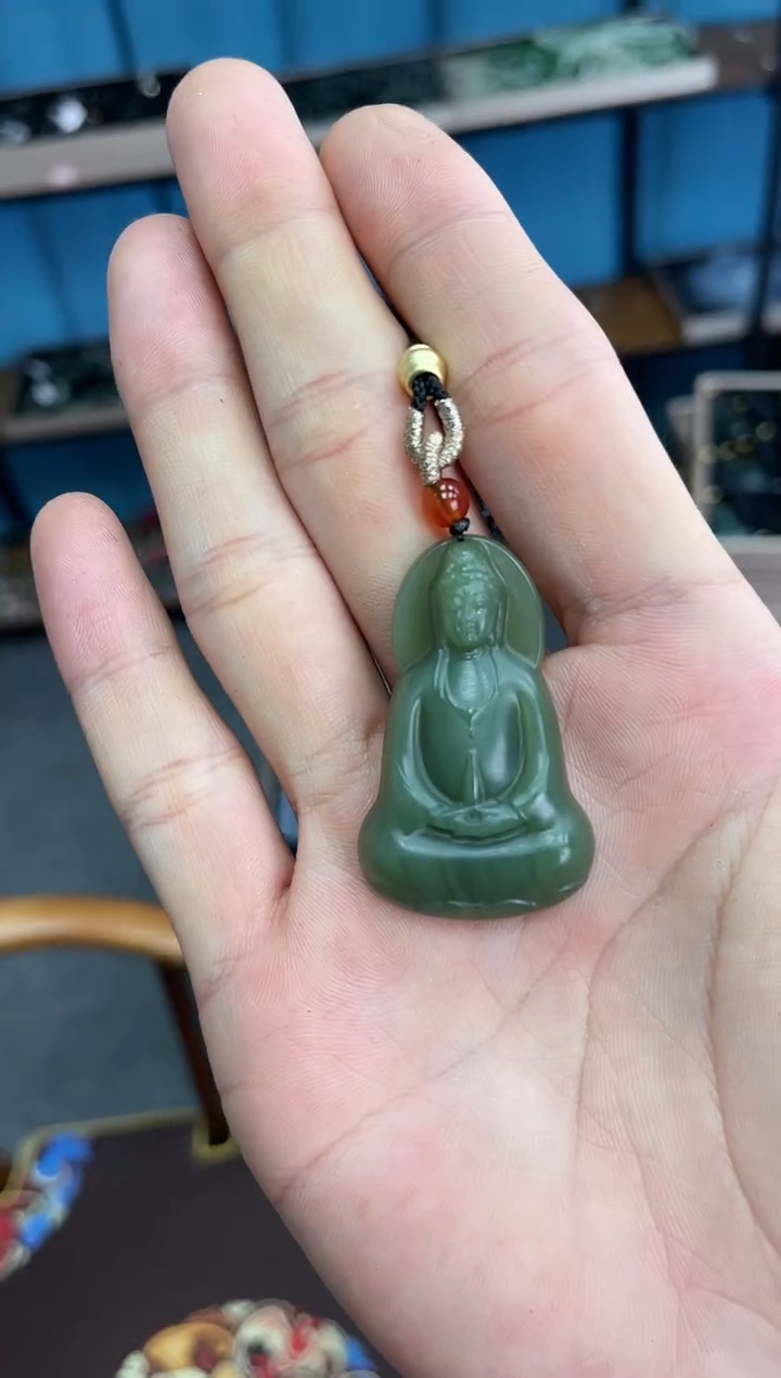 【闪购商品】和田玉吊坠未镶嵌82