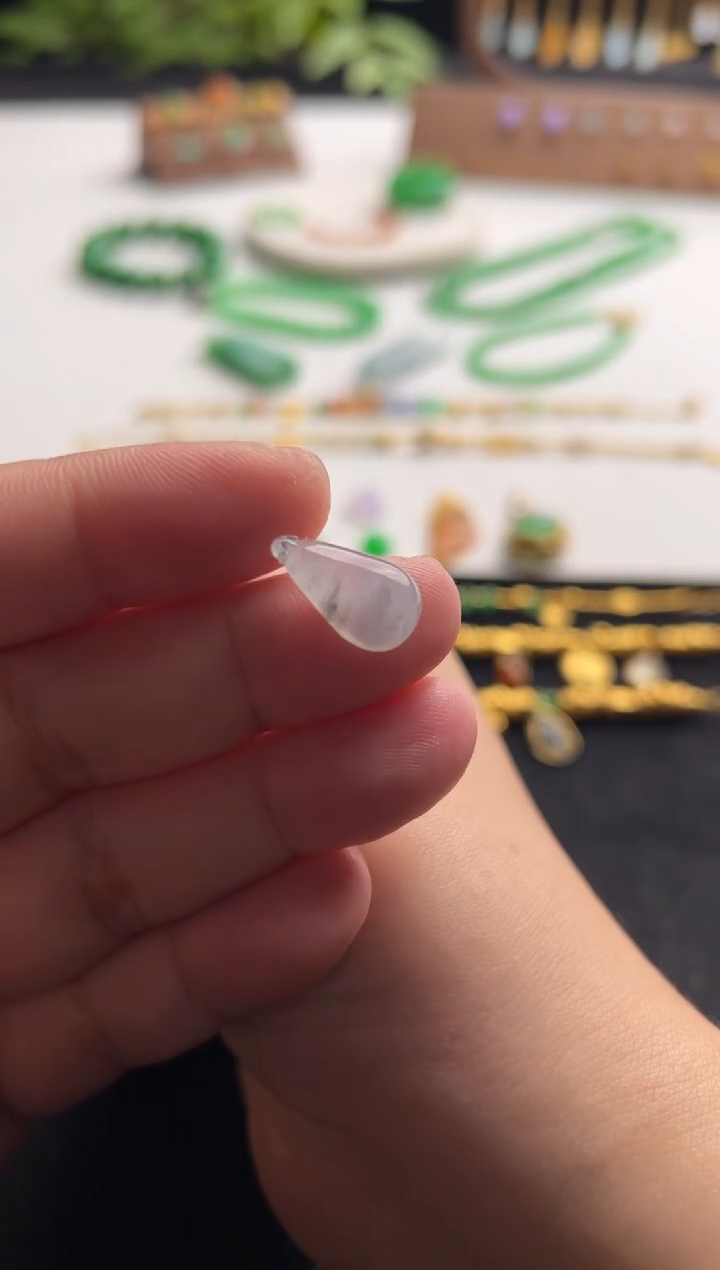 【闪购商品】翡翠散珠未镶嵌168瓜