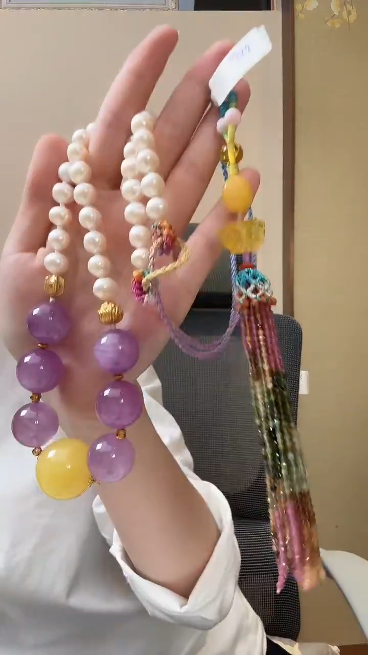 琥珀颈饰未镶嵌吊坠