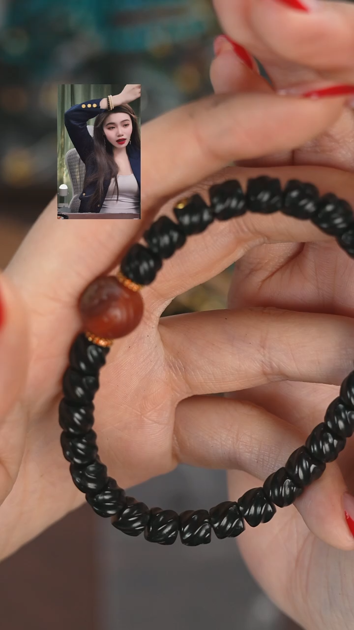 【闪购商品】椰蒂手串111111111111