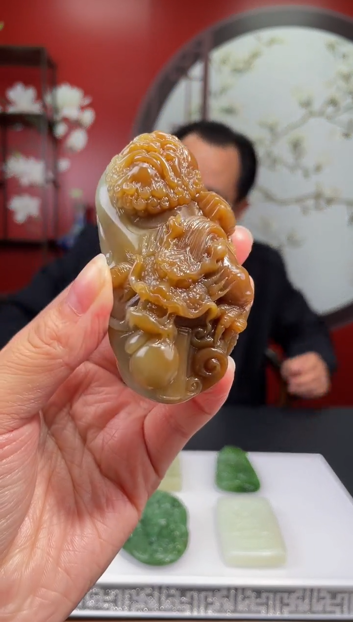 【闪购商品】定制和田玉Boss阳天然和田玉（拍一发一)