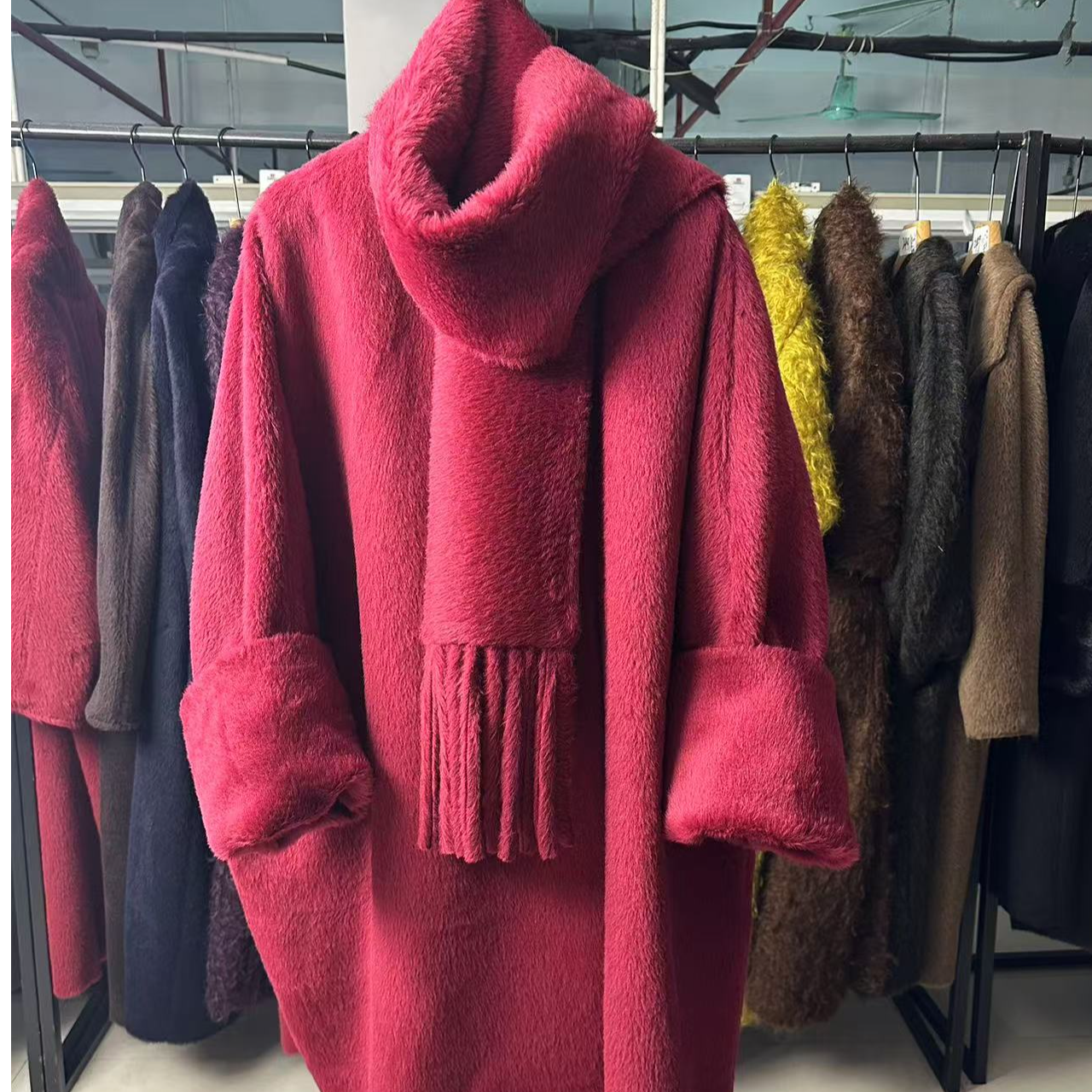 意大利进口秘鲁苏力大衣24901-24976