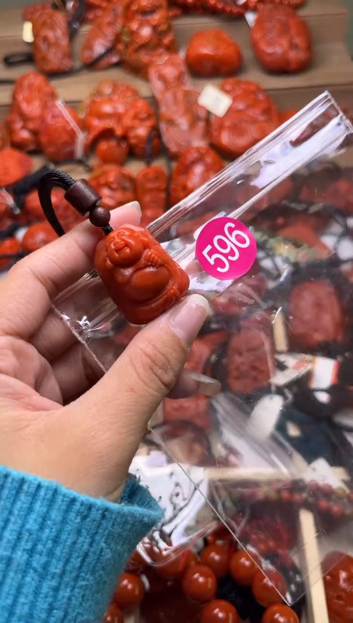 【闪购商品】南红玛瑙珠宝奇石未镶嵌596