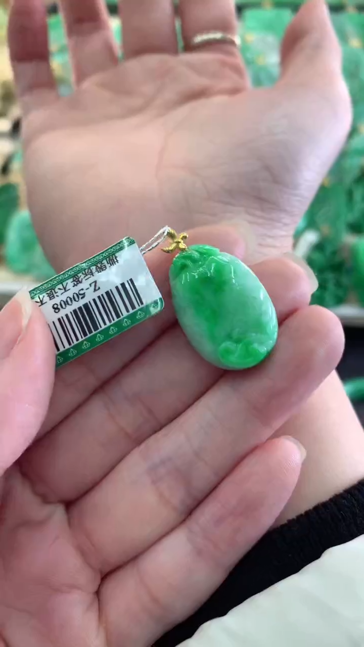 【闪购商品】翡翠吊坠(不含链)18K金镶嵌挂件