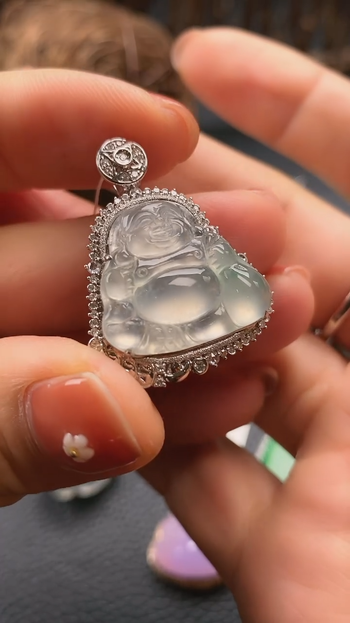 【闪购商品】翡翠吊坠(不含链)18K金镶嵌吊坠