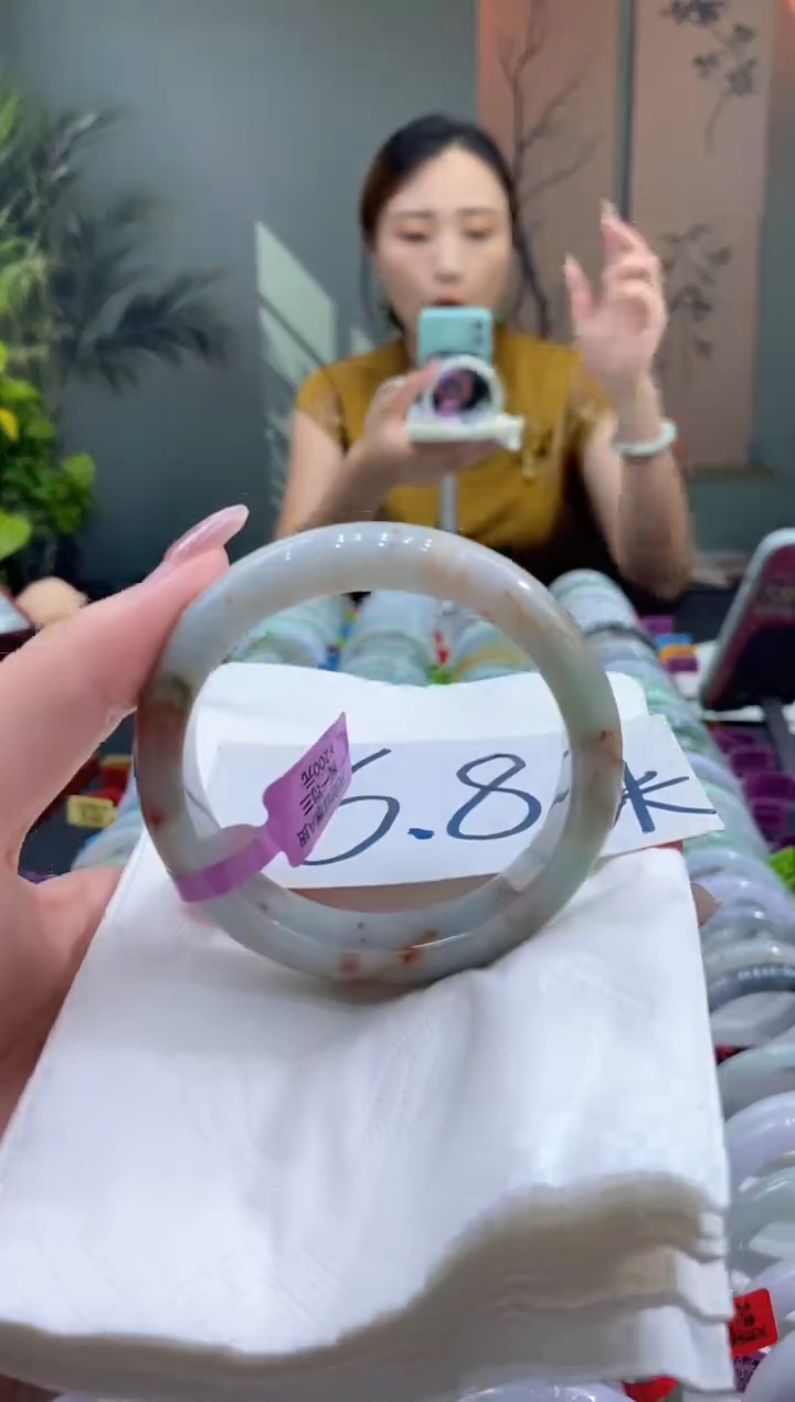 未镶嵌手镯翡翠张**～000039370