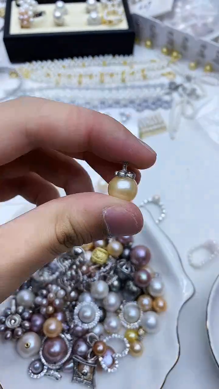 吊坠(不含链)未镶嵌淡水珍珠多样性发其一