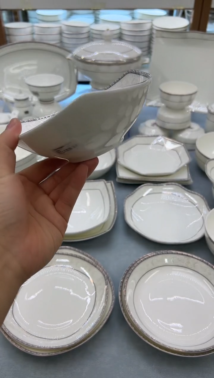 骨瓷玲珑6三角2个  