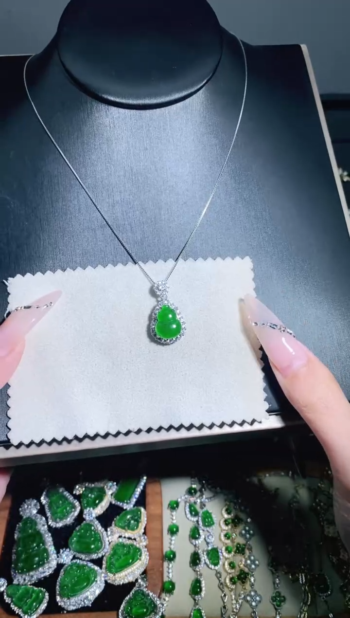 【闪购商品】翡翠颈饰银S925镶嵌多样性