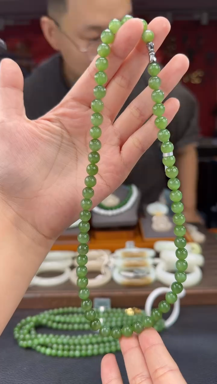 和田玉未镶嵌颈饰碧玉猫妈妈链卡8