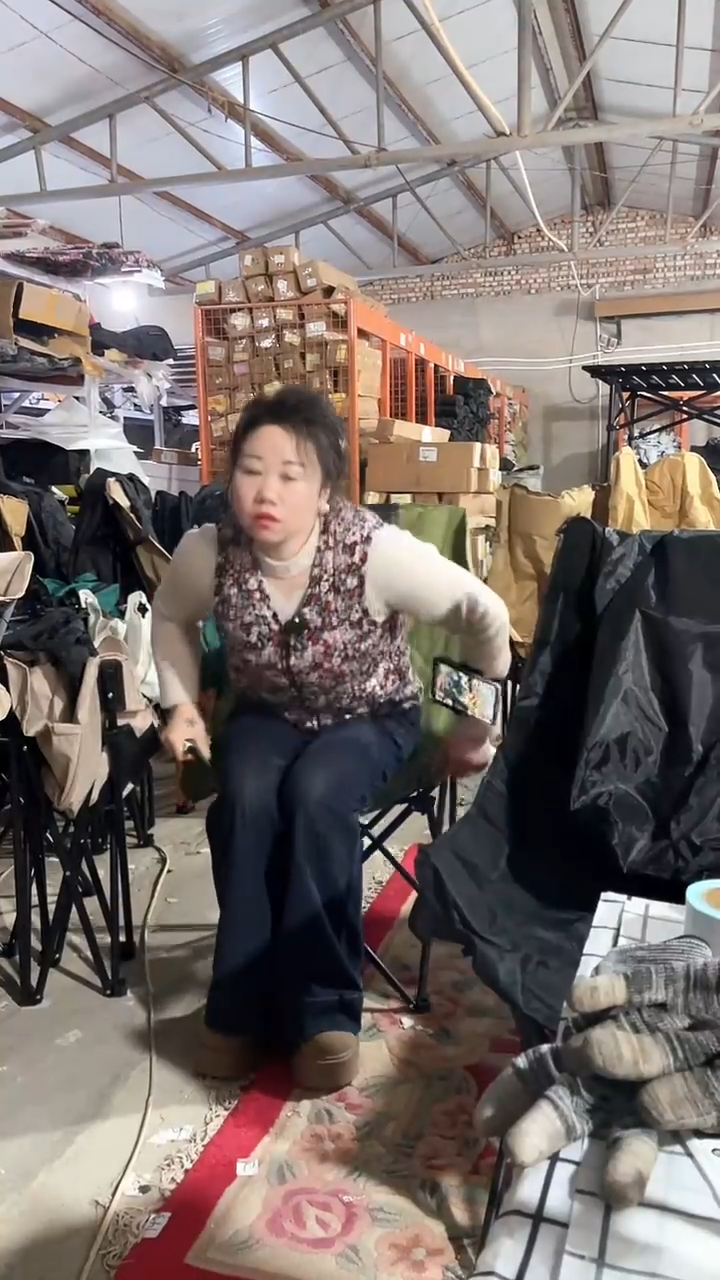 铁高背月亮椅  颜色随机