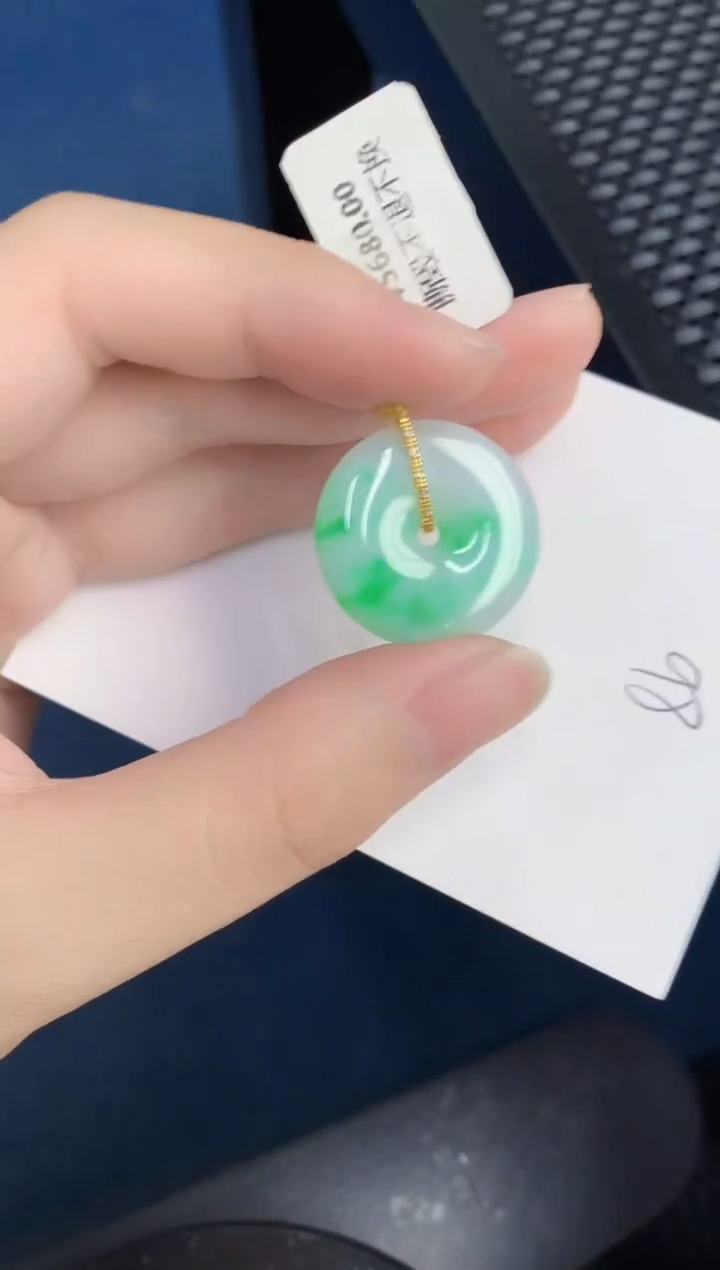 【闪购商品】翡翠颈饰18K金镶嵌0000000000