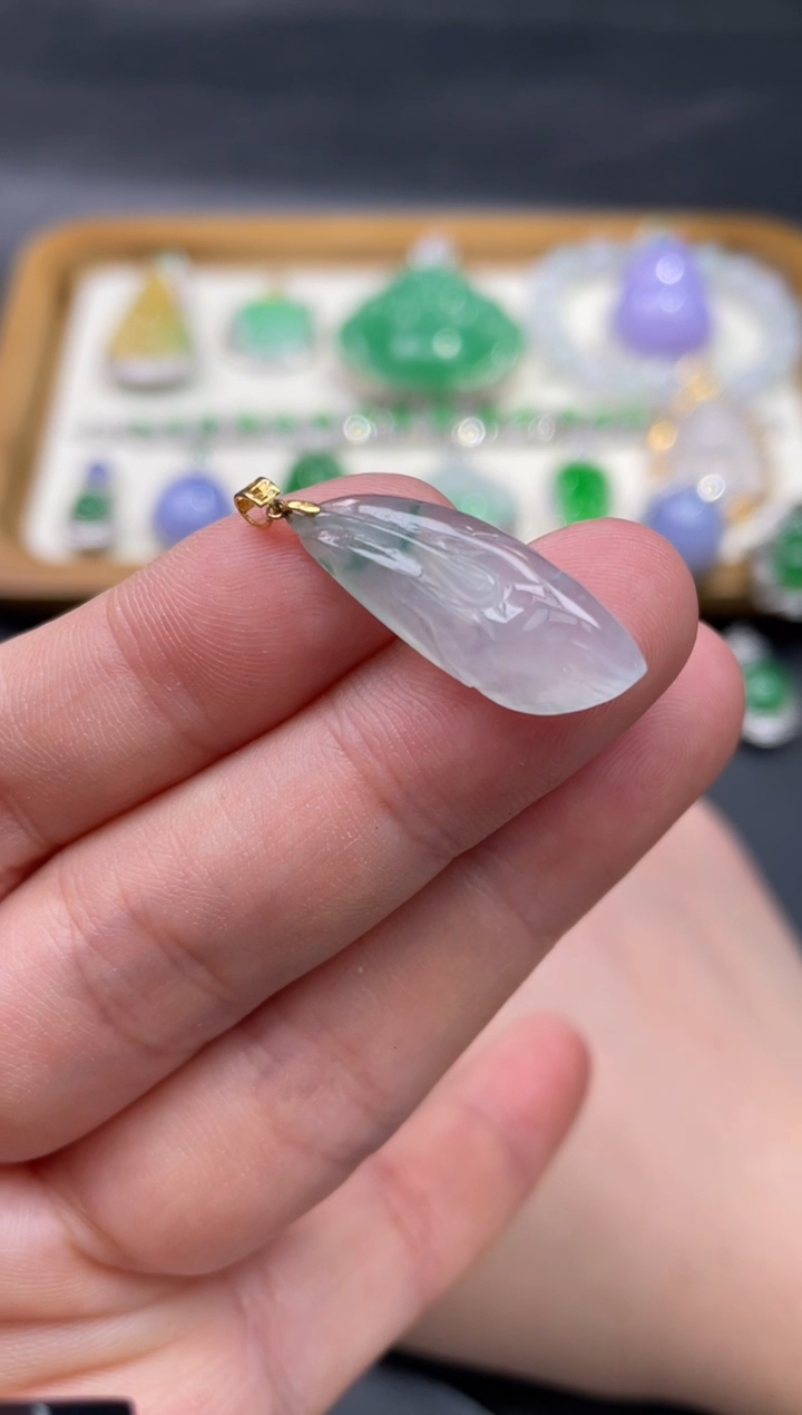 【闪购商品】翡翠颈饰18K金镶嵌89.........