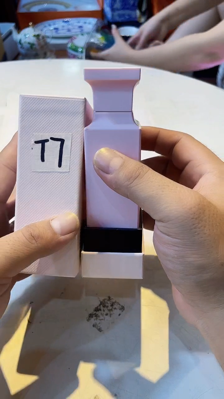 杯鸿辉家品牌瓷器，京东包邮！