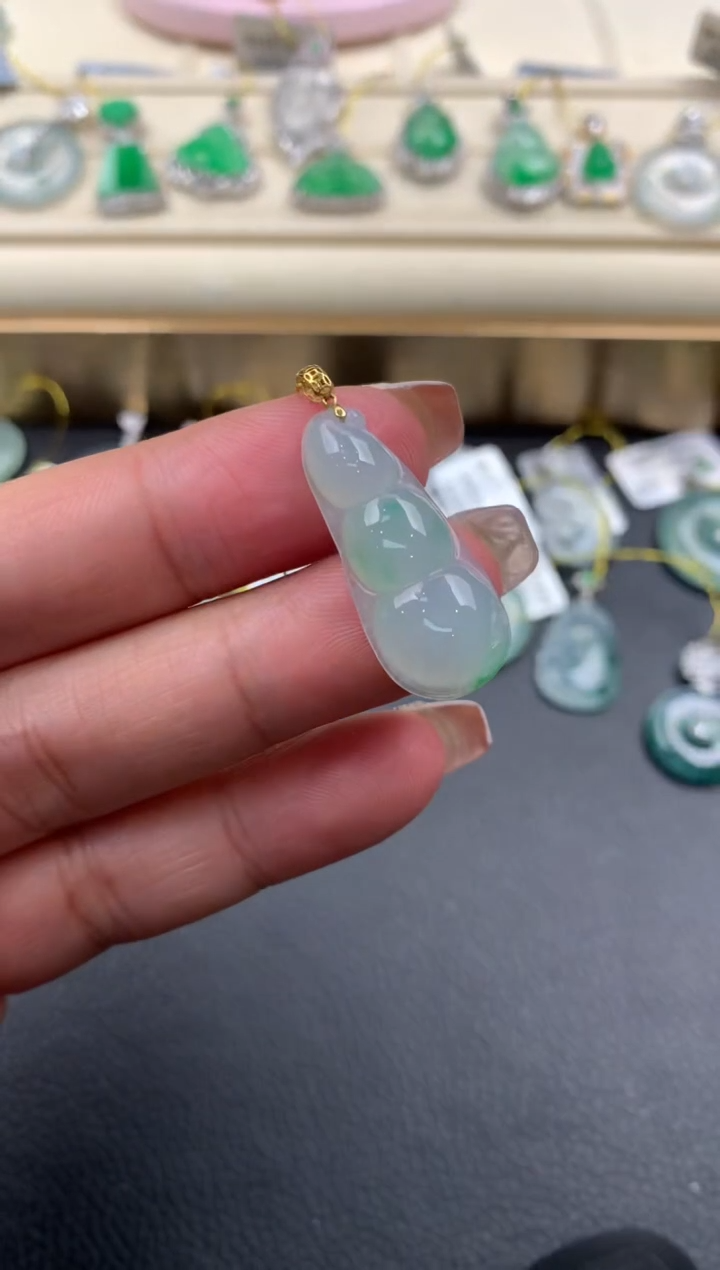 【闪购商品】翡翠颈饰18K金镶嵌D543