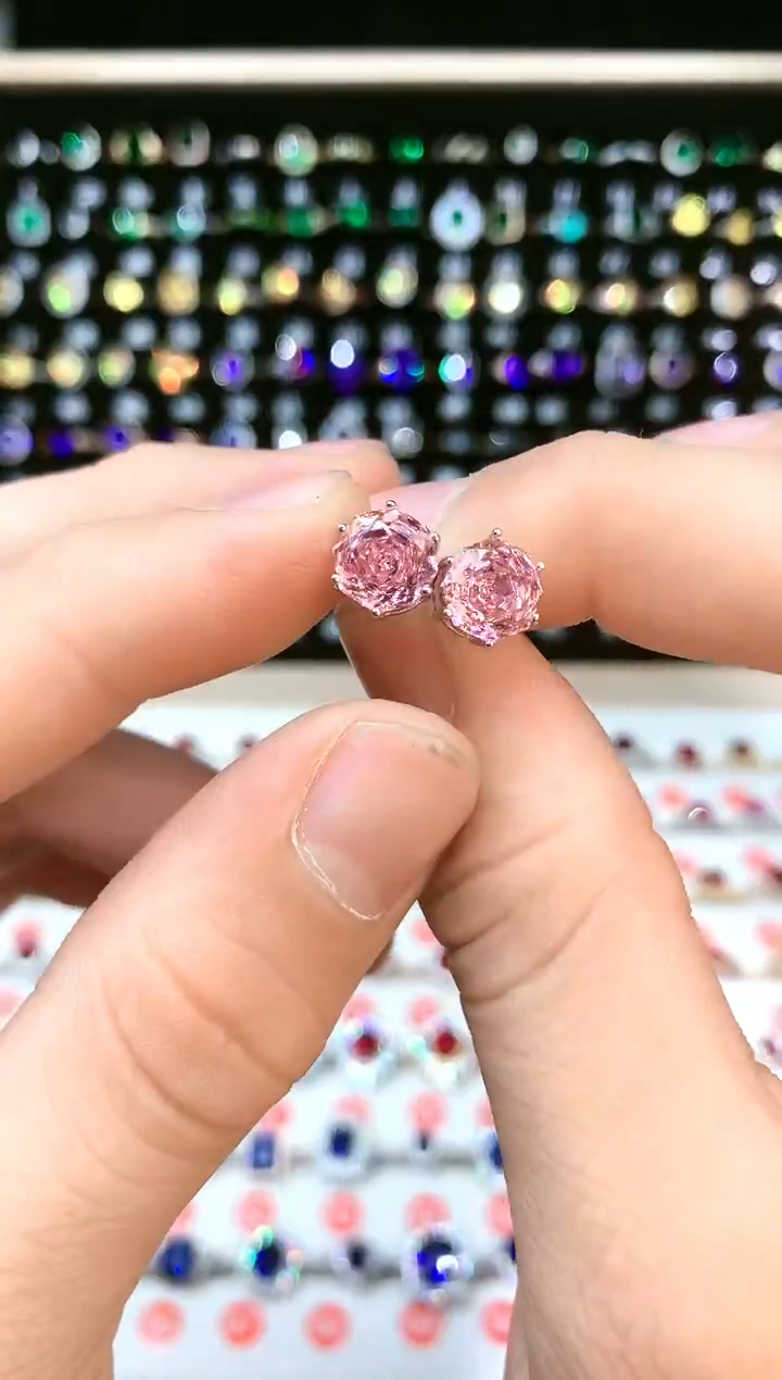 蓝宝石耳饰银S925镶嵌......