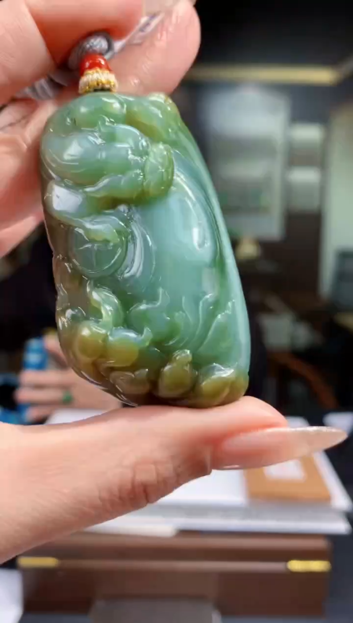 【闪购商品】定制和田玉Boss阳天然和田玉（拍一发一）